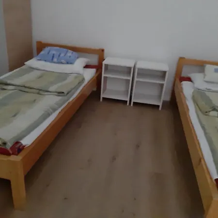 Erdei Pihenohaz Terecseny